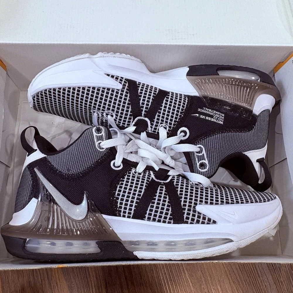 Nike like new